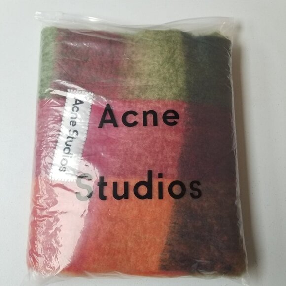 acne studios scarf - Picture 3 of 3